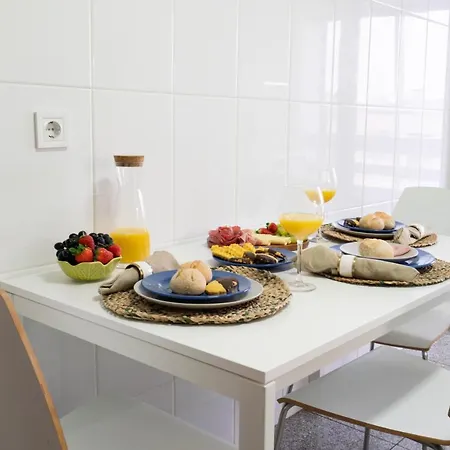 Apartment Cozy Sunny Flat W/ Terrace - Sao Joao Porto