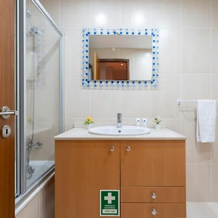 Cozy Sunny Flat W/ Terrace - Sao Joao Apartment Porto