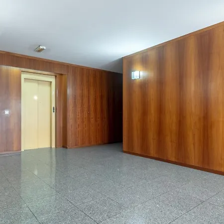 Cozy Sunny Flat W/ Terrace - Sao Joao