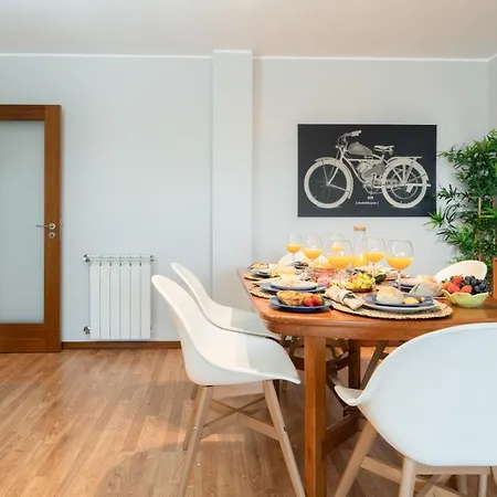 Cozy Sunny Flat W/ Terrace - Sao Joao Apartment