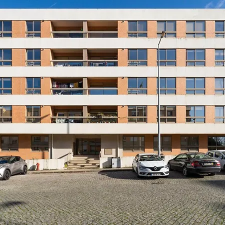 Cozy Sunny Flat W/ Terrace - Sao Joao *